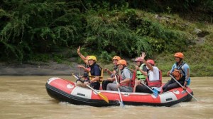 Wisata Arung Jeram Sungai Bah Bolon, Aman Bagi Pemula