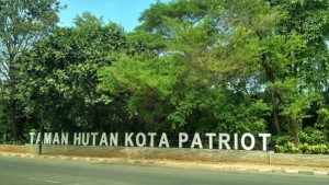 Hutan di Tengah Kota Bekasi, Jadi Spot Favorit Olahraga Pagi