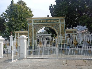 Masjid Agung Sunda Kelapa: Jejak Penyebaran Islam Melalui Saudagar