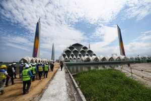 Pembangunan Masjid Al-Jabbar Ditargetkan Selesai Akhir Tahun 2022