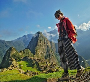 Dapat Perlakuan Rasis di Luar Negeri, Windy Ariestanty: Cuek Aja