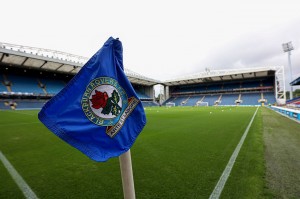 Lapangan Basah Akibat Hujan, Blackburn Rovers Batalkan Salat Id di Stadionnya