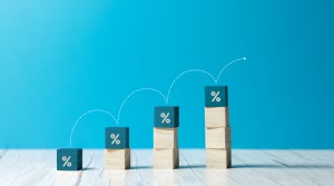 Inflasi Mengancam Indonesia, Ekonom Minta Pemerintah Edukasi Masyarakat