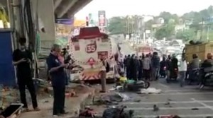 Warganet Soroti Keberadaan Lampu Merah di Lokasi Kecelakaan Maut Cibubur