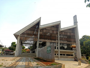 Masjid Al-Hurriyah Canangkan Program Beasiswa & Klinik Kesehatan