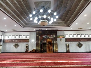 Masjid Darul Jannah, Fasilitas Kantor yang Dimakmurkan Pegawai