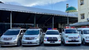 Masjid Al Jihad Banjarmasin Fungsikan Alphard untuk Mobil Jenazah