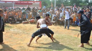 Menilik Sejarah Gulat Pathol, Permainan Tradisional Khas Rembang
