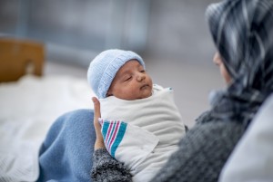 Cerminan Doa dan Harapan, Begini Anjuran Islam Beri Nama Anak