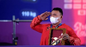 Lifter Asal Medan Sumbang Emas, jadi Kado Kemerdekaan RI