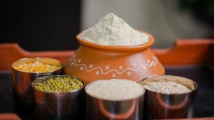 Mengenal Bahan Talek, Kandungan Bedak Johnson & Johnson