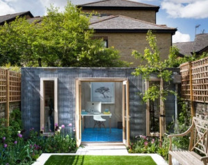 7 Ide Manfaatkan Pekarangan Rumah Sempit untuk Berkebun