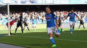 Gol Tunggal Raspadori Bawa Napoli ke Puncak Klasemen