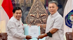 DPRD DKI Serahkan 3 Nama Usulan Pj Gubernur ke Kemendagri