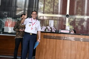 Gubernur Anies Bolehkan Warga Bangun Rumah Empat Lantai