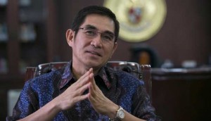 Hamdan Zoelva: Ustaz Jeje Ulama-Negarawan dari Persis