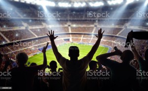 Bolehkah Menjamak Salat Saat Nonton Pertandingan Sepak Bola di Stadion?