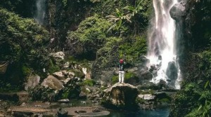Pesona Curug Batu Badak, Destinasi Wisata Air Terjun yang Eksotis