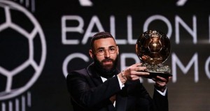 Karim Benzema Raih Ballon d'Or 2022
