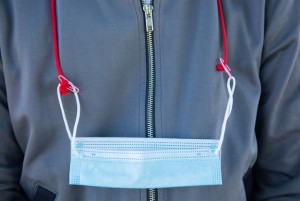 Tepatkah Penggunaan Strap Masker? Ini Penjelasan Ahli Infeksi