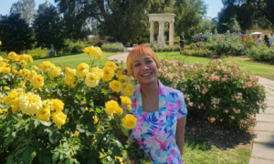 Larang Imitasi Produk Sesama Desainer, Lenny Agustin: Itu Etika Bisnis