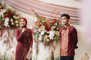 Inspirasi Kebaya Hijab Lamaran ala Selebritas Tanah Air