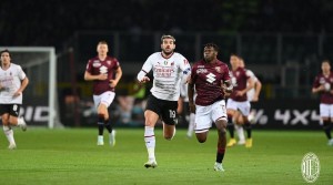 AC Milan Tenggelam di Turin, Stefano Pioli Ungkap Kekecewaan