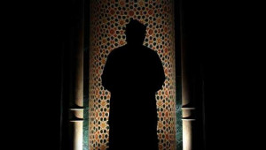 Nasihat UAH: Jangan Malu Bertaubat, Yuk Kembali ke Jalan Allah