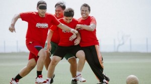 Keterbatasan Melihat Tak Halangi Blind Semeton Dewata Dukung Bali United