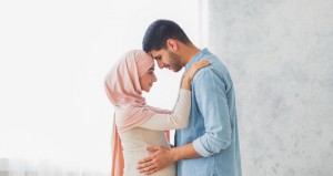 Teknik Pemanasan Sebelum Berhubungan Suami Istri Dianjurkan dalam Islam