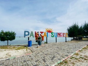Sambut Wisatawan, Pantai Sunrise di Kepulauan Seribu Dipercantik