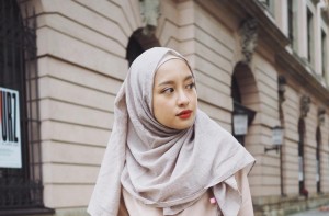 5 Inspirasi OOTD Hijab Ala Influencer Gita Savitri