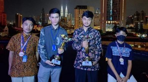 2 Tim Robotik MAN 2 Banyumas Sabet Juara 1 di Ajang Kontes Robot di Malaysia