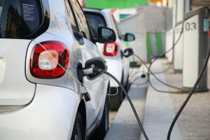 Legislator Dukung Jepang Investasi Kendaraan Listrik di Indonesia