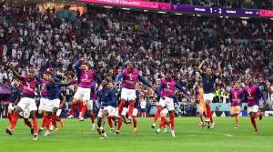 Gebuk Inggris 2-1, Les Bleus Melenggang ke Semifinal