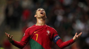 Tak Kunjung Dapat Klub Baru, Cristiano Ronaldo Balik ke Real Madrid