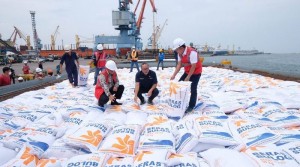 Bulog Terima 10.000 ton Beras Impor dari Vietnam