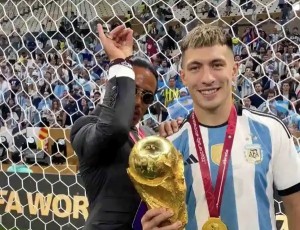 FIFA Selidiki Akses Masuk Salt Bae ke Lapangan Usai Final Piala Dunia 2022