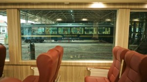 Nikmati Indahnya Pemandangan Indonesia di Atas Kereta Panoramic