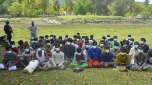 Masyarakat Aceh Selamatkan 58 Muslim Rohingnya yang Terapung di Lautan