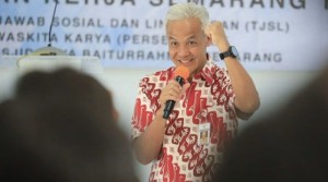 Survei Charta Politika: Elektabilitas Ganjar Ungguli Anies dan Prabowo