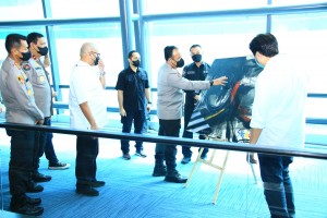 Puluhan Lukisan Karya Difabel Hiasi Bandara Soekarno Hatta