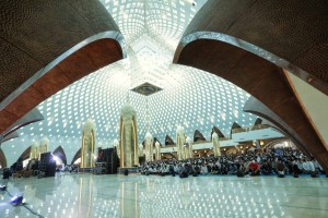 Masjid Al Jabbar Punya Daya Tarik Promosi Wisatawan