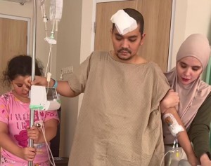 Mulai Pulih, Indra Bekti Terapi Berjalan