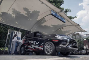 Pemerintah Targetkan Produksi Baterai Mobil Listrik pada 2024