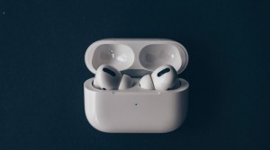 Apple Bakal Rilis AirPods Versi Murah pada 2024
