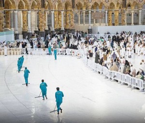 Saudi Siapkan Layanan Keselamatan Jamaah saat Hujan di Masjidil Haram