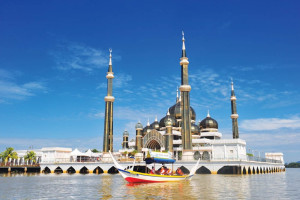 DMI Sebut Masjid Harus Bisa Jadi Sarana Berbagi Ilmu