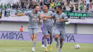 Persebaya Menang Telak 5-0, Marcelino Cetak 2 Gol Berkelas
