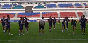 Jelang PSIS vs Persib: Luis Milla Ogah Pusingkan Absennya Hen Hen dan Ricky Kambuaya